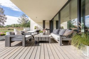 Avoir une belle terrasse à Saint-Aubin-sur-Yonne 